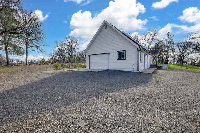 211 Sunny Hills Road, Bangor, CA 95901