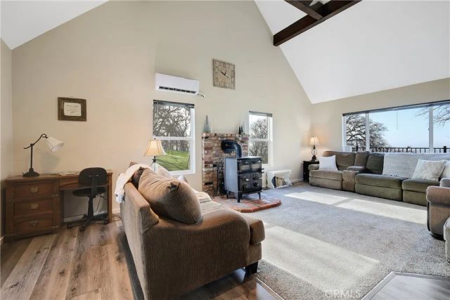 211 Sunny Hills Road, Bangor, CA 95901