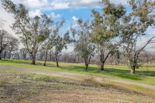 211 Sunny Hills Road, Bangor, CA 95901