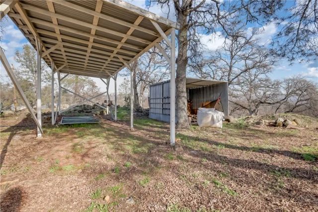 211 Sunny Hills Road, Bangor, CA 95901