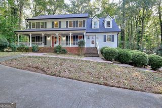1786 SW Bear Cave SW, Lilburn, GA 30047