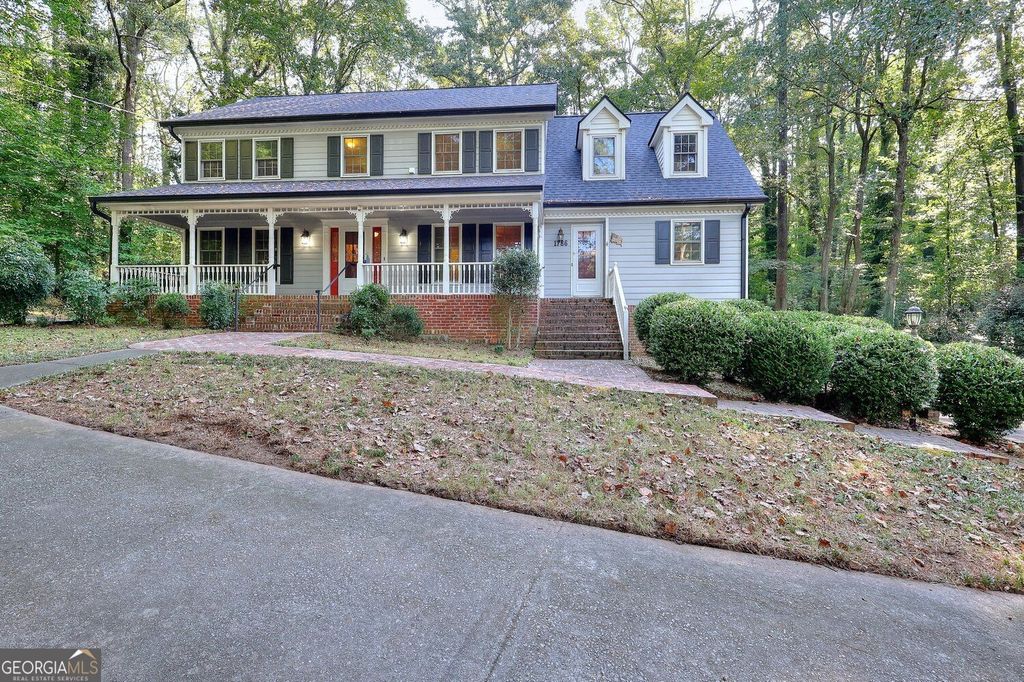 1786 SW Bear Cave SW, Lilburn, GA 30047 — exterior