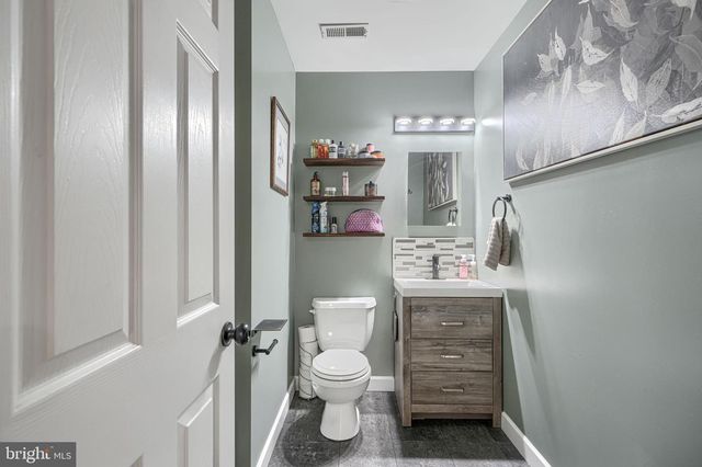 72 CATALPA DR, North East, MD 21901