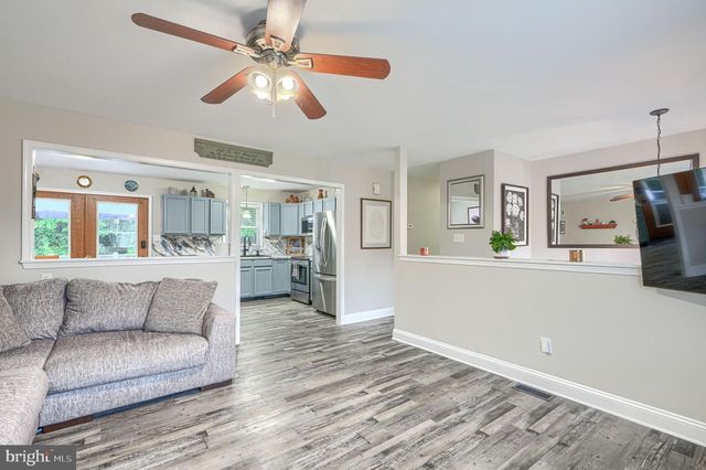 72 CATALPA DR, North East, MD 21901