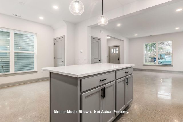 128 N Central Avenue, Columbus, OH 43222