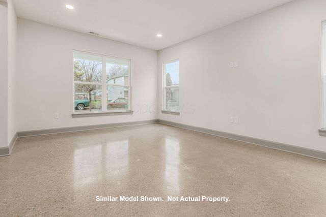 128 N Central Avenue, Columbus, OH 43222