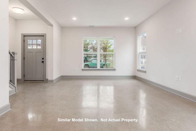 128 N Central Avenue, Columbus, OH 43222