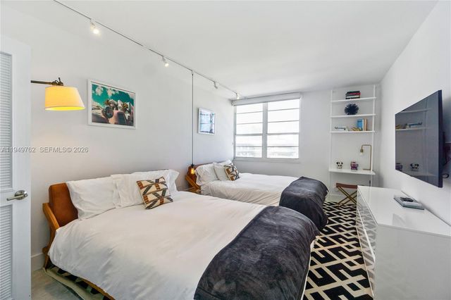 100 Lincoln Rd 1447, Miami Beach, FL 33139