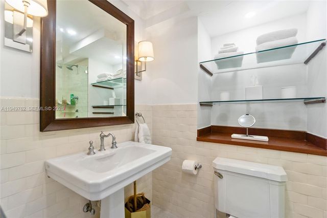 100 Lincoln Rd 1447, Miami Beach, FL 33139