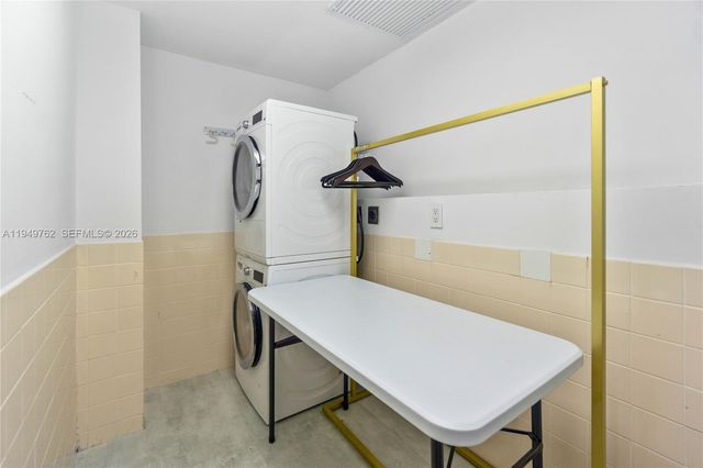 100 Lincoln Rd 1447, Miami Beach, FL 33139