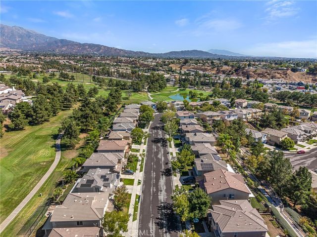 33410 Wallace, Yucaipa, CA 92399