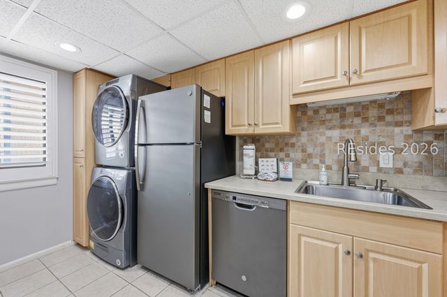 85 Folly Field Rd Apt 1404, Hilton Head Island, SC 29928