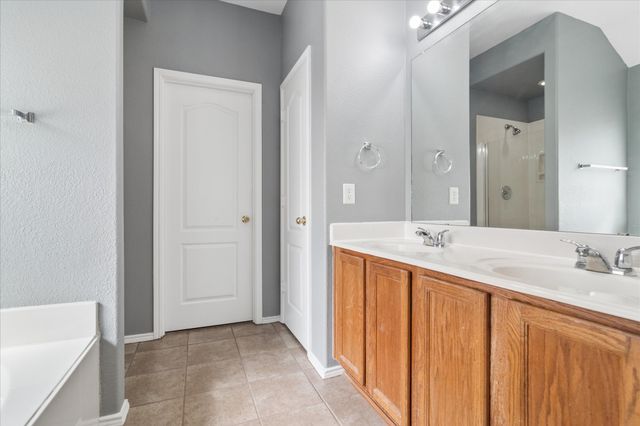 2657 Red Spruce Drive, Little Elm, TX 75068