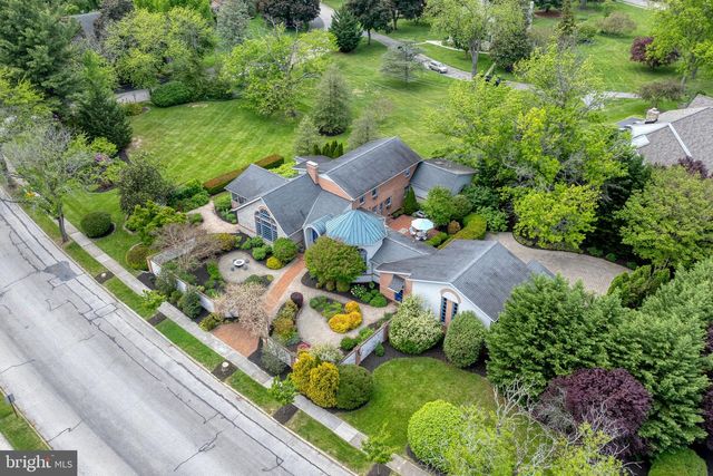 280 GRANT DR, Hanover, PA 17331