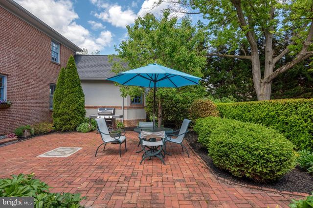 280 GRANT DR, Hanover, PA 17331