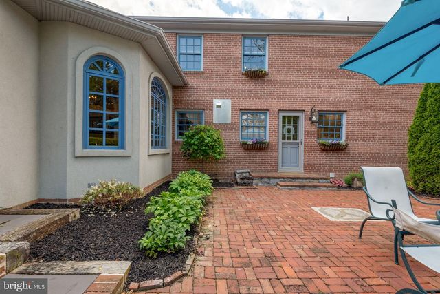 280 GRANT DR, Hanover, PA 17331