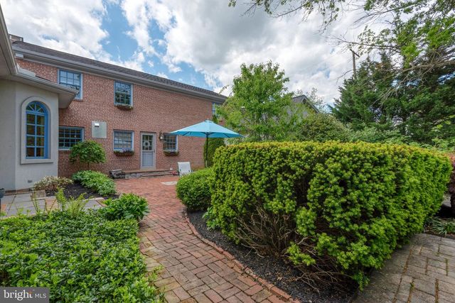280 GRANT DR, Hanover, PA 17331