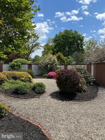 280 GRANT DR, Hanover, PA 17331