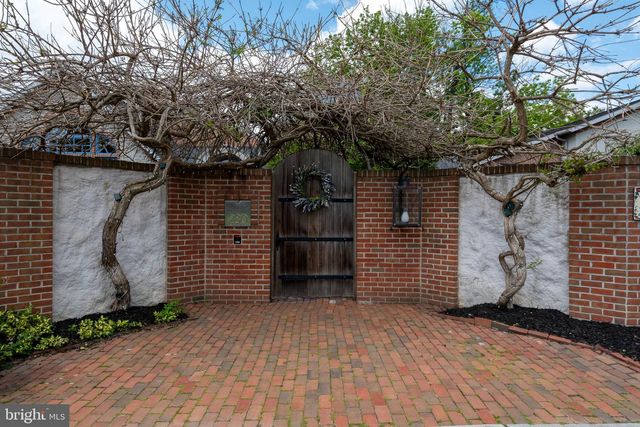 280 GRANT DR, Hanover, PA 17331