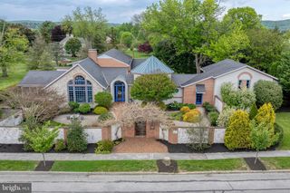 280 GRANT DR, Hanover, PA 17331