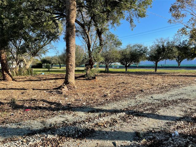 0 Bay St, Texas City, TX 77590