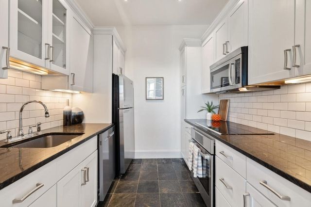 534 Massachusetts Avenue 6, Boston, MA 02118