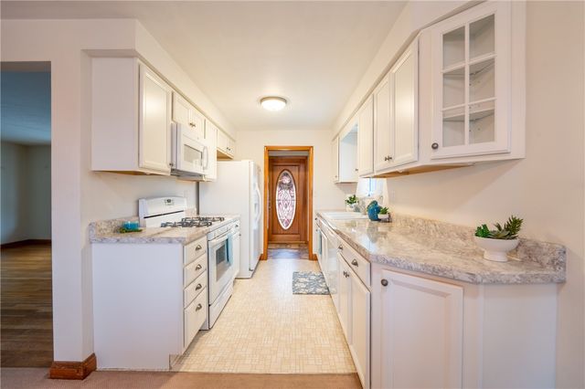 129 Franklin Dr, City Of Greensburg, PA 15601