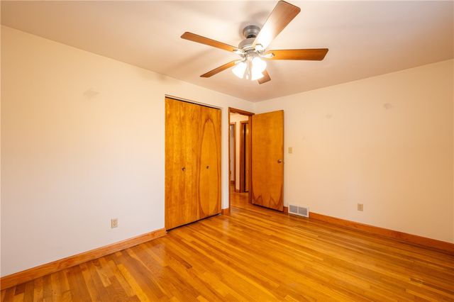 129 Franklin Dr, City Of Greensburg, PA 15601