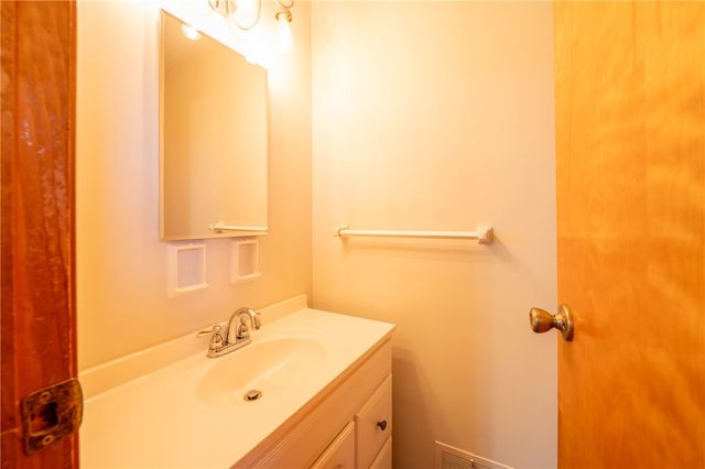 129 Franklin Dr, City Of Greensburg, PA 15601