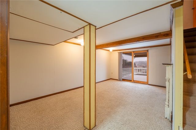 129 Franklin Dr, City Of Greensburg, PA 15601