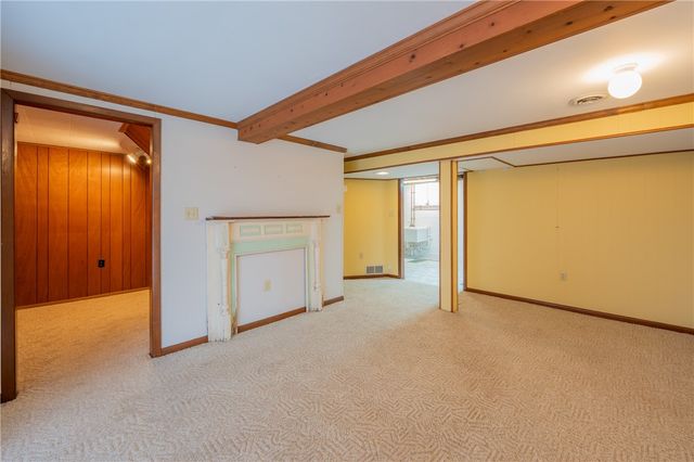 129 Franklin Dr, City Of Greensburg, PA 15601