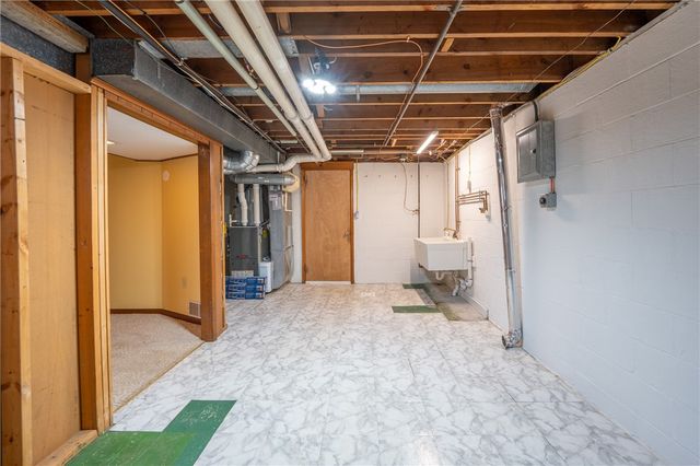 129 Franklin Dr, City Of Greensburg, PA 15601