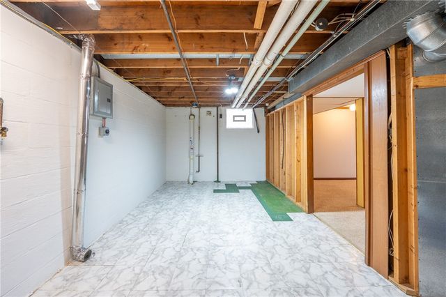 129 Franklin Dr, City Of Greensburg, PA 15601