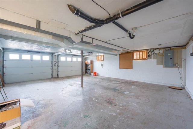 129 Franklin Dr, City Of Greensburg, PA 15601