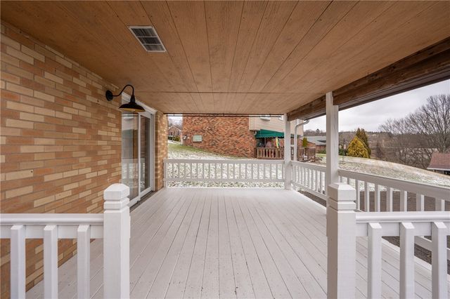 129 Franklin Dr, City Of Greensburg, PA 15601