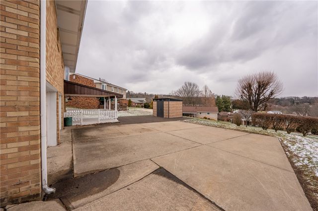 129 Franklin Dr, City Of Greensburg, PA 15601