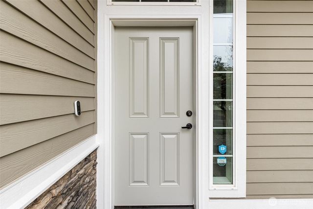 24015 221st Lane SE, Maple Valley, WA 98038