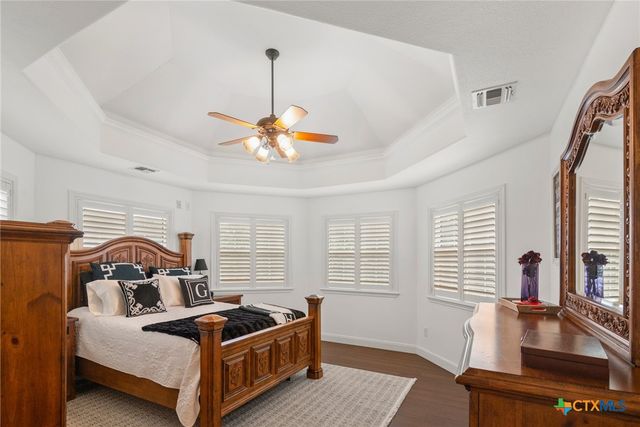 1144 Live Oak Drive, Inez, TX 77968