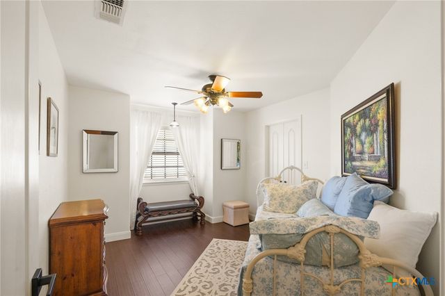 1144 Live Oak Drive, Inez, TX 77968