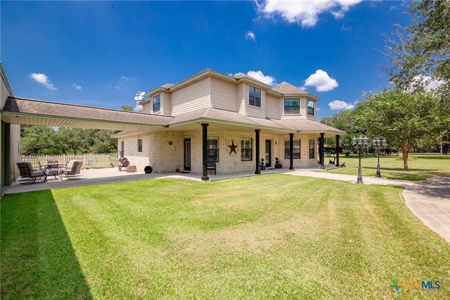 1144 Live Oak Drive, Inez, TX 77968