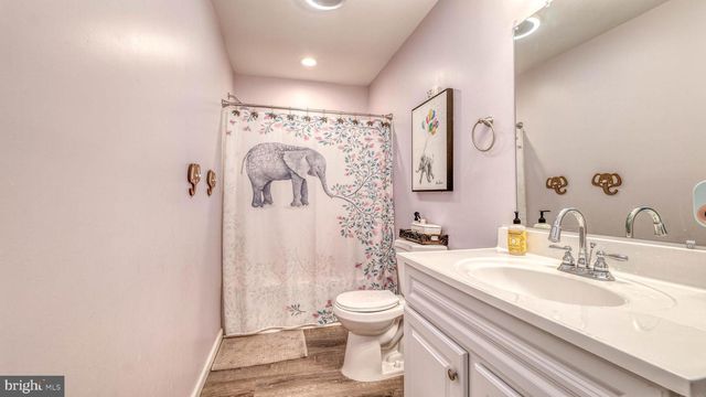 130 STAGE RD, Tuckerton, NJ 08087