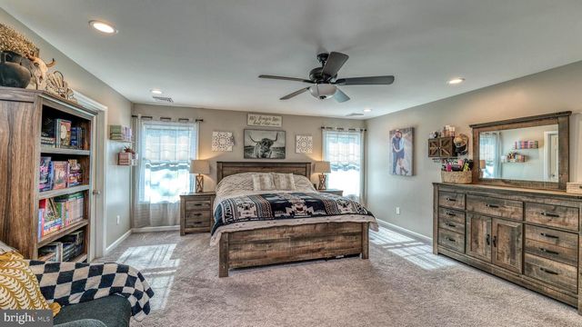 130 STAGE RD, Tuckerton, NJ 08087