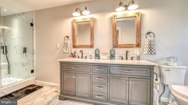 130 STAGE RD, Tuckerton, NJ 08087