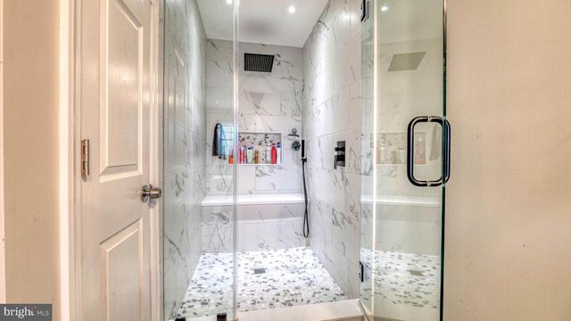 130 STAGE RD, Tuckerton, NJ 08087