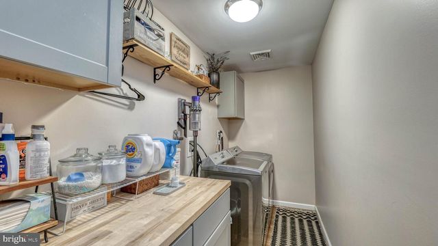 130 STAGE RD, Tuckerton, NJ 08087