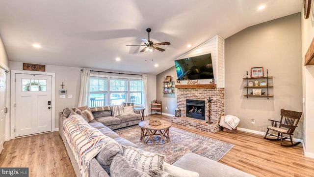 130 STAGE RD, Tuckerton, NJ 08087