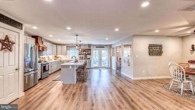 130 STAGE RD, Tuckerton, NJ 08087