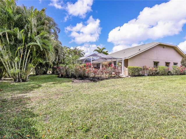 6642 Middlesex PL, Naples, FL 34104