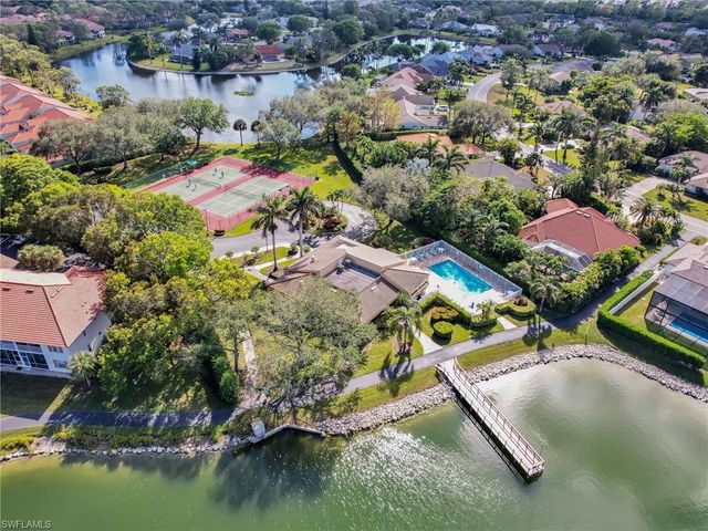 6642 Middlesex PL, Naples, FL 34104
