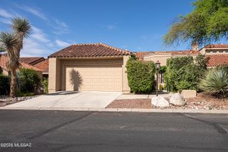 6079 N Golden Eagle Drive, Tucson, AZ 85750